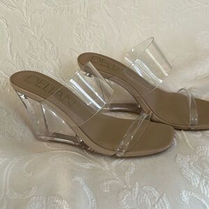 Deltan Emmie nude, brand new!!!